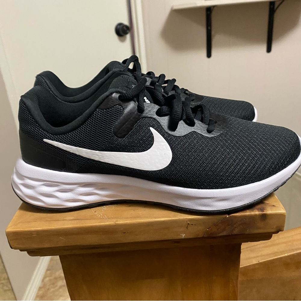 Nike Women's Revolution 6 Next Nature Running Shoes
